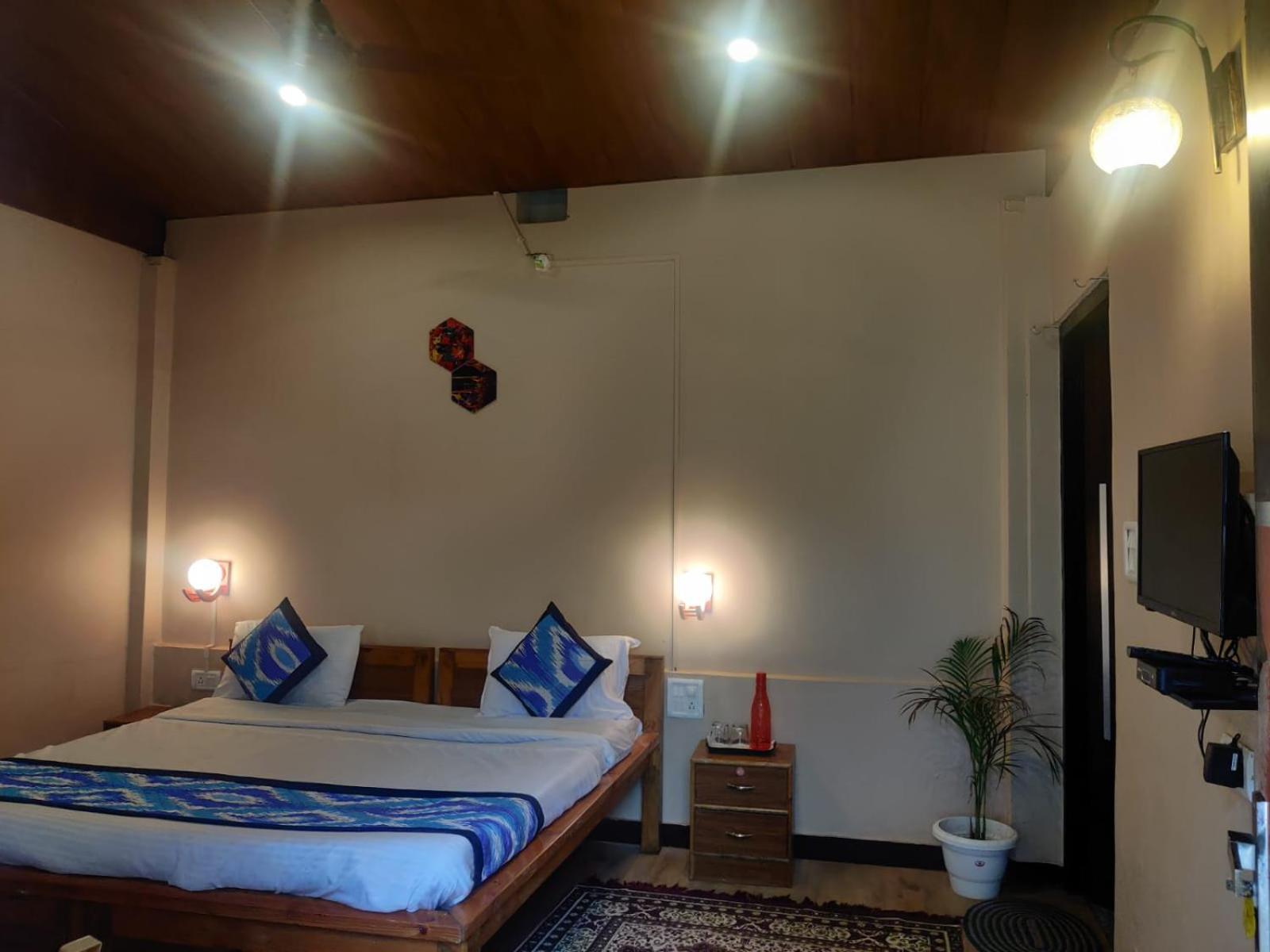 The Lake & Woods Bhīm Tāl Exterior foto